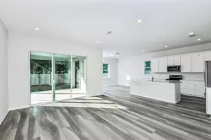 9939 Trellis Vine Wy, Parrish, FL 34219 - Photo 2