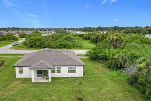 2303 Mindlin Ln, North Port, FL 34286 - Photo 6