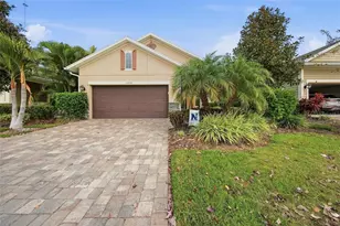 13930 Swallow Hl Dr, Lithia, FL 33547 - Photo 2