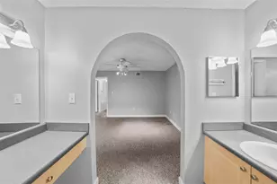 108 Alameda Ct, Tampa, FL 33609 - Photo 10