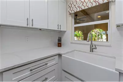 2801 Miriam Street S, Gulfport, FL 33711 - Photo 8