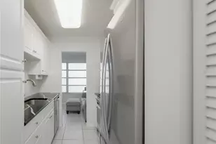 2960 59th Street S, Gulfport, FL 33707 - Photo 12