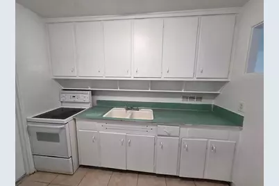 4627 19th Avenue S, Saint Petersburg, FL 33711 - Photo 2