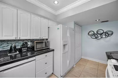 1451 Gulf Boulevard #207, Clearwater Beach, FL 33767 - Photo 40