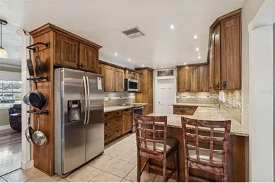 461 Deville Drive E, Largo, FL 33771 - Photo 12