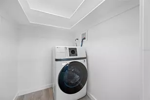 5860 38th Ave N, Saint Petersburg, FL 33710 - Photo 30