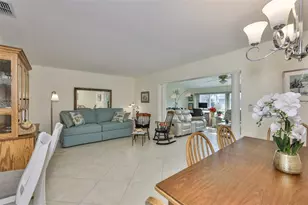 1520 Danbury Dr, Sun City Center, FL 33573 - Photo 6