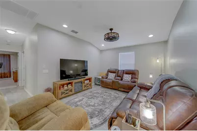 11437 Crowned Sparrow Lane, Tampa, FL 33626 - Photo 4