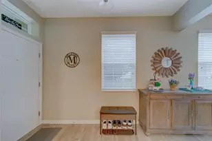 11437 Crowned Sparrow Ln, Tampa, FL 33626 - Photo 8