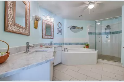 9211 Captiva Circle, Saint Pete Beach, FL 33706 - Photo 22