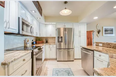 9211 Captiva Circle, Saint Pete Beach, FL 33706 - Photo 10