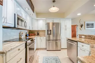 9211 Captiva Cir, Saint Pete Beach, FL 33706 - Photo 10