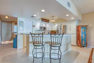 9211 Captiva Cir, Saint Pete Beach, FL 33706 - Photo 8