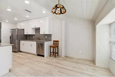 9628 Davis Road, Tampa, FL 33637 - Photo 12