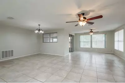 10521 Oak Hill Drive, Port Richey, FL 34668 - Photo 6