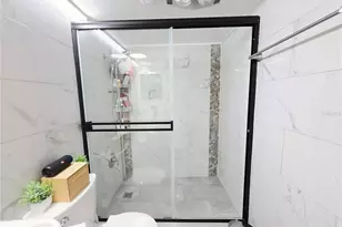 6960 20th Ave N, Saint Petersburg, FL 33710 - Photo 40