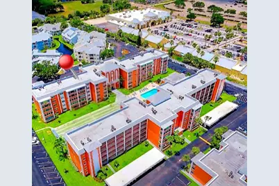 6960 20th Avenue N #302, Saint Petersburg, FL 33710 - Photo 2