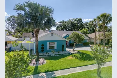 16605 Round Oak Drive, Tampa, FL 33618 - Photo 2