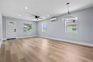 2465 16th Ave S, Saint Petersburg, FL 33712 - Photo 8