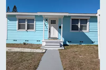 2411 45th Street S, Saint Petersburg, FL 33711 - Photo 2