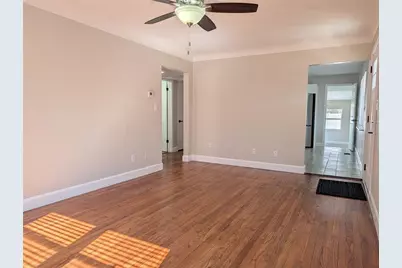 2411 45th Street S, Saint Petersburg, FL 33711 - Photo 6