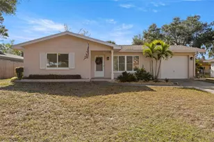 3294 Harbor Lake Dr, Largo, FL 33770 - Photo 2