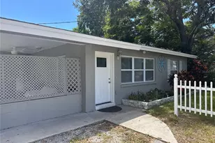 2261 Curlew Rd, Dunedin, FL 34698 - Photo 2