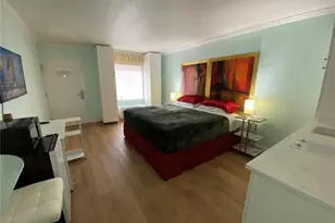 7150 N Tamiami Trl, Sarasota, FL 34243 - Photo 6