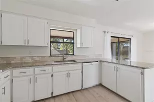 7337 Cambridge Way, Clearwater, FL 33764 - Photo 8