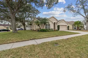 4602 Gulfwinds Dr, Lutz, FL 33558 - Photo 4