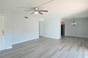 13690 Orange Sunset Dr, Tampa, FL 33618 - Photo 2