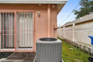 1125 40th St S, Saint Petersburg, FL 33711 - Photo 40