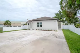 3921 W State St, Tampa, FL 33609 - Photo 54