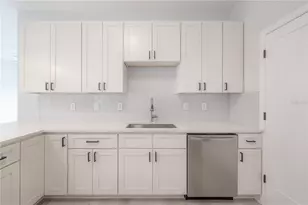 3921 W State St, Tampa, FL 33609 - Photo 12