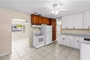 512 Richmond St, Dunedin, FL 34698 - Photo 8