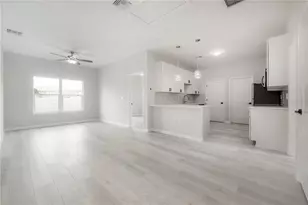 3921 W State St, Tampa, FL 33609 - Photo 6