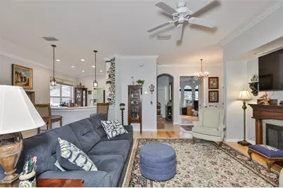 711 Camellia Green Drive, Sun City Center, FL 33573 - Photo 6