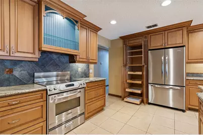 3302 Westmoreland Drive, Tampa, FL 33618 - Photo 14