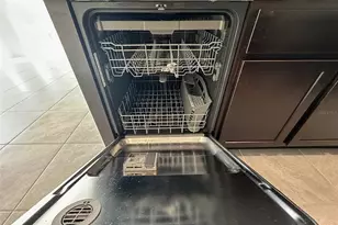 11450 Crescent Deer Dr, Land O Lakes, FL 34638 - Photo 18