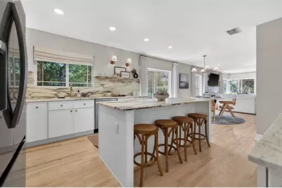 101 27th Avenue N, Saint Petersburg, FL 33704 - Photo 16