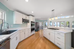 15564 Gulf Blvd, Redington Beach, FL 33708 - Photo 12