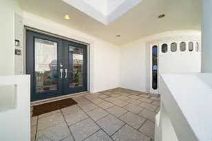 15564 Gulf Blvd, Redington Beach, FL 33708 - Photo 6