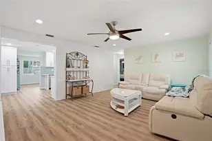 921 Deville Dr E, Largo, FL 33771 - Photo 2