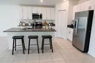 13181 Garnet Raspberry Ave, Wimauma, FL 33598 - Photo 2