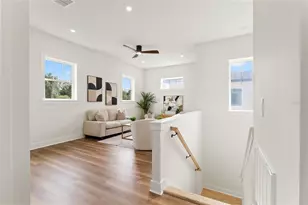 10164 Hodson Pl, Seminole, FL 33776 - Photo 22