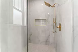 10164 Hodson Pl, Seminole, FL 33776 - Photo 32