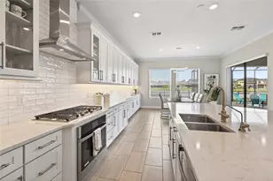 18215 Leafmore St, Lutz, FL 33548 - Photo 24