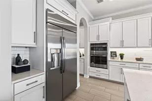 18215 Leafmore St, Lutz, FL 33548 - Photo 24