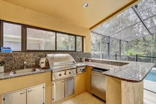 15129 Shearcrest Dr, Lithia, FL 33547 - Photo 4