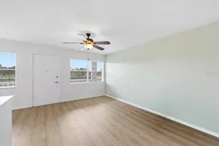 1001 77th Ave N, Saint Petersburg, FL 33702 - Photo 10